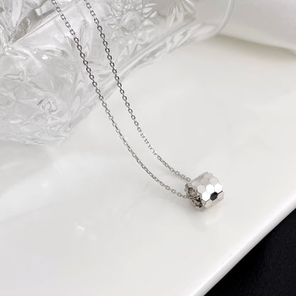 ˇGilded EraˇBEE MINI NECKLACE