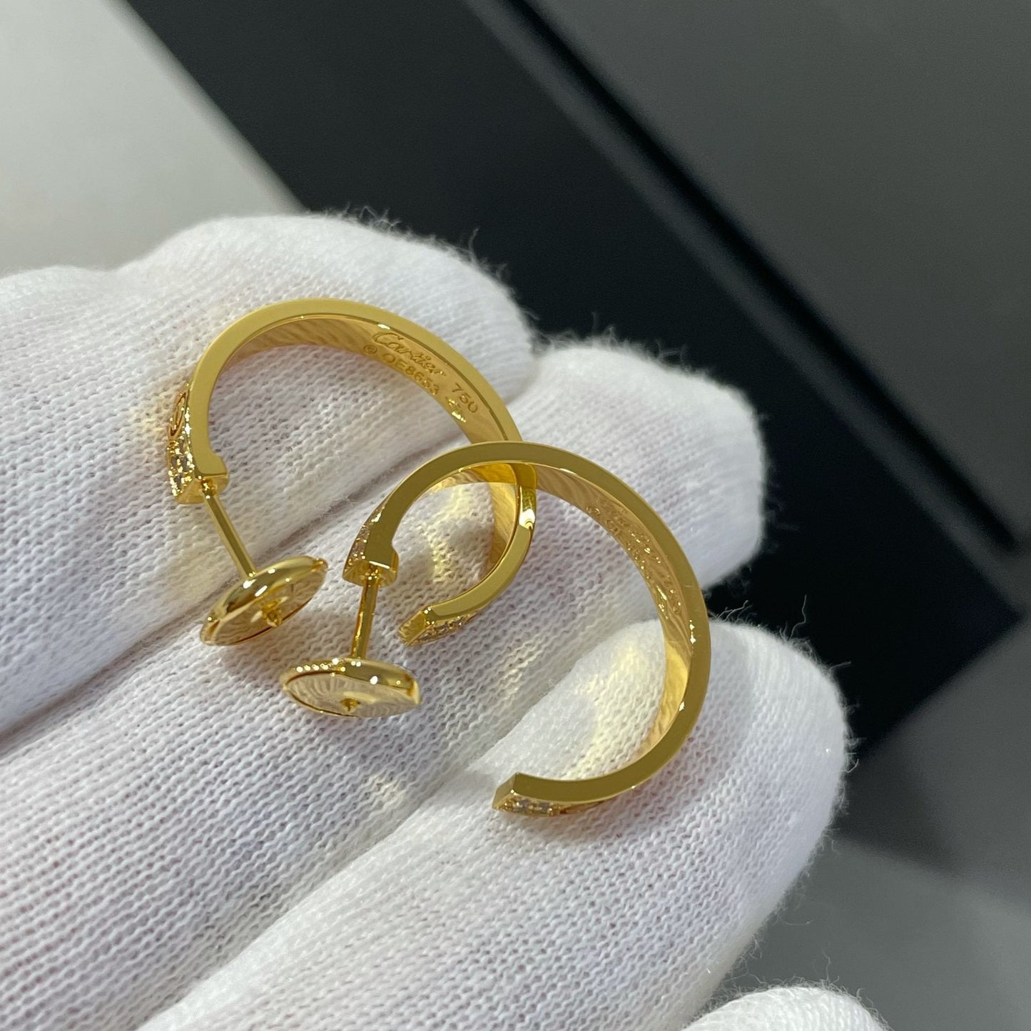 ˇGilded EraˇLOVE DIAMOND GOLD HOOP EARRINGS