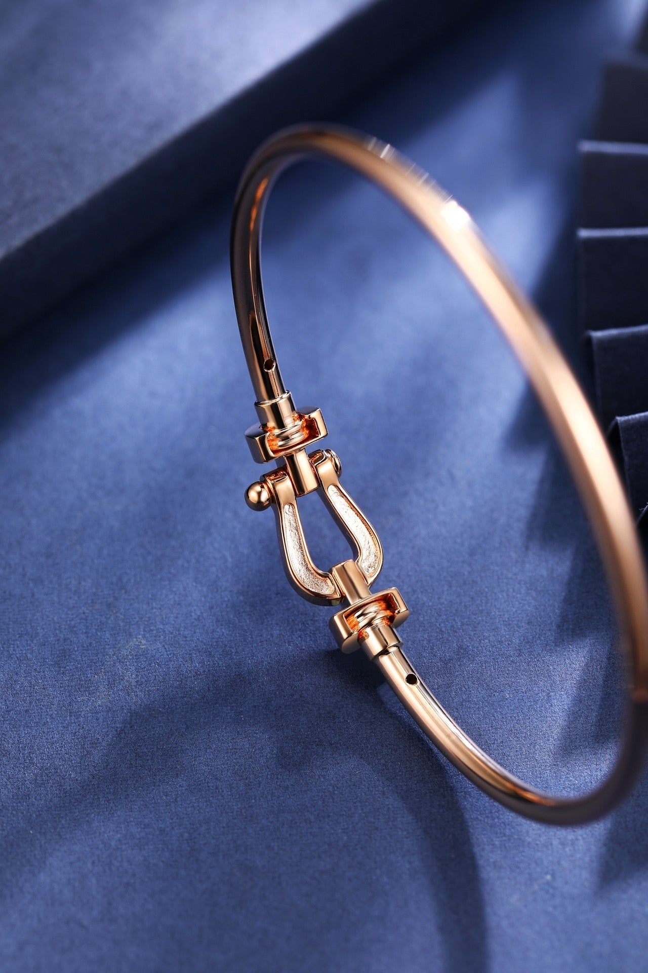 ˇGilded EraˇFORCE 10 MOYEN DIAMOND BRACELET