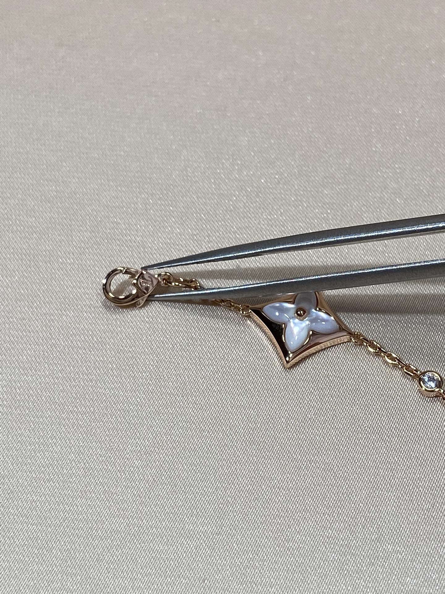 ˇGilded EraˇSTAR 4 MOTIF MOP DIAMOND PINK GOLD BRACELET