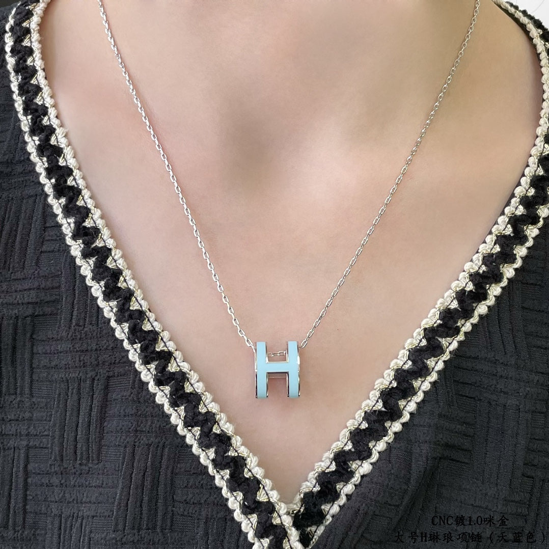ˇGilded EraˇPOP H SKY BLUE NECKLACE