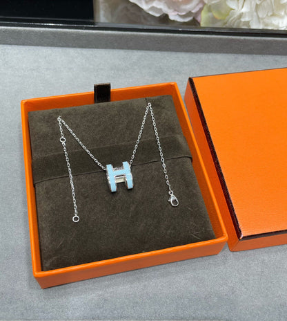 ˇGilded EraˇPOP H SKY BLUE NECKLACE