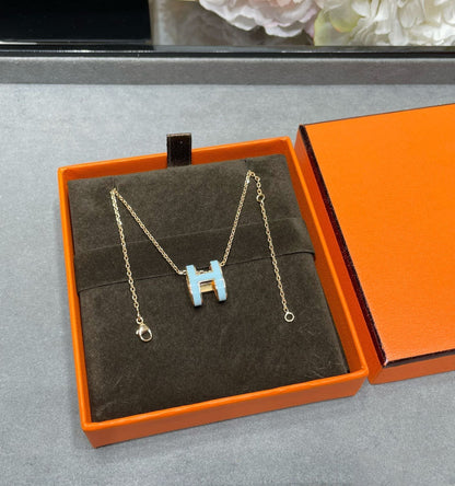 ˇGilded EraˇPOP H SKY BLUE NECKLACE