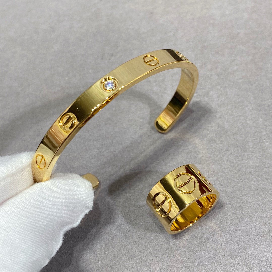 ˇGilded EraˇLOVE 11MM LARGE RING
