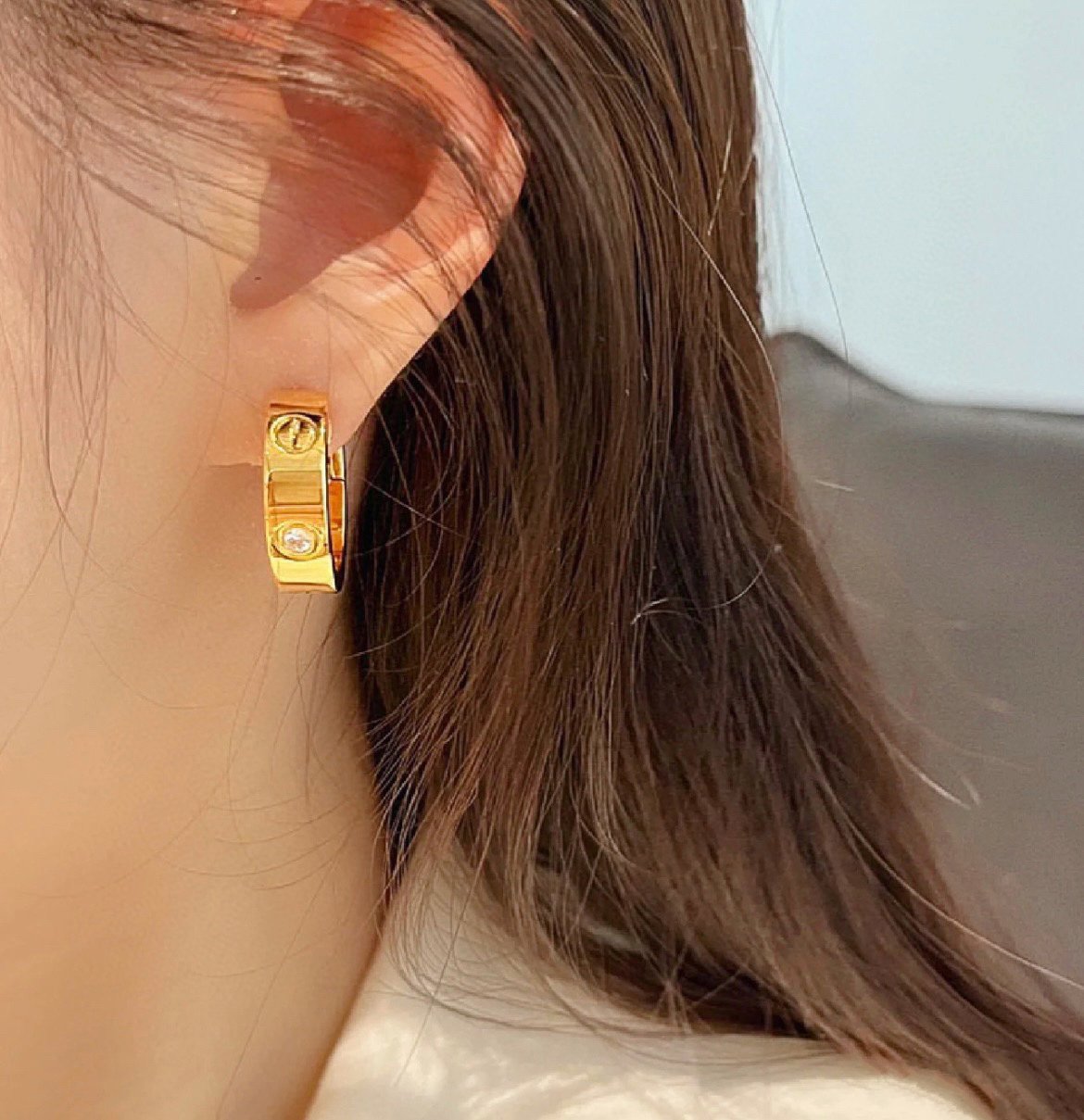 ˇGilded EraˇLOVE 5.5MM 1 DIAMOND EARRINGS