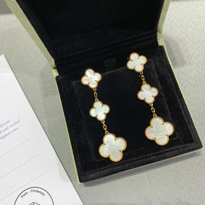 ˇGilded EraˇCLOVER MOP 3 MOTIFS GOLD EARRINGS