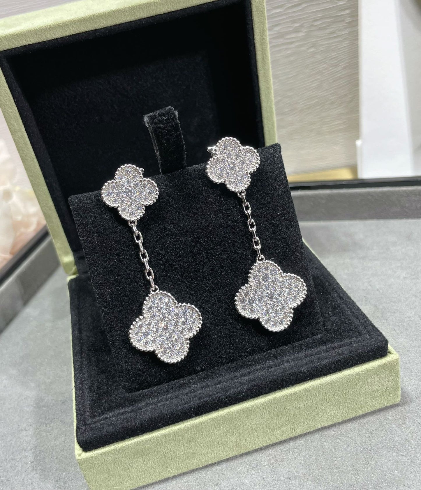 ˇGilded EraˇCLOVER 2 MOTIFS DIAMOND PAVED SILVER EARRINGS