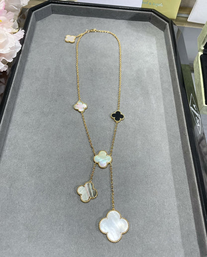 ˇGilded EraˇCLOVER 6 MOTIF MOP ONYX GOLD NECKLACE