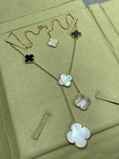 ˇGilded EraˇCLOVER 6 MOTIF MOP ONYX GOLD NECKLACE