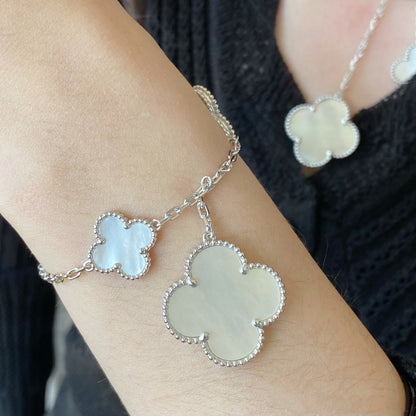 ˇGilded EraˇCLOVER 5 MOTIF WHITE MOP SILVER BRACELET