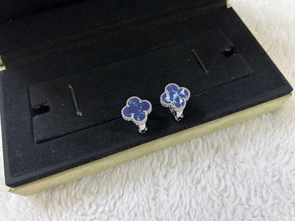 ˇGilded EraˇCLOVER PIETERSITE MEDIUM STUD EARRINGS