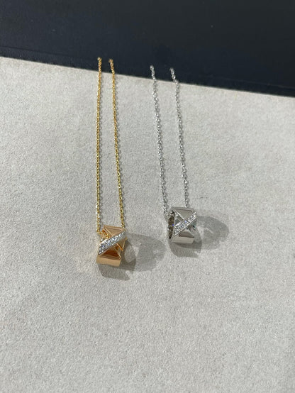 ˇGilded EraˇLIENS EVIDENCE DIAMOND NECKLACE