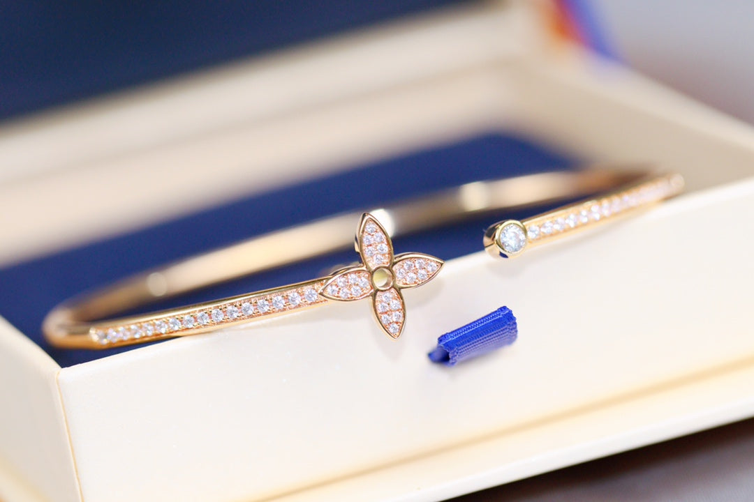 ˇGilded EraˇIDYLLE PINK GOLD OPEN BRACELET DIAMOND PAVED