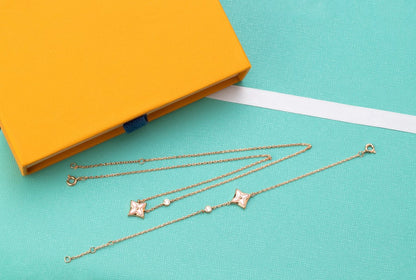 ˇGilded EraˇSTAR PINK MOP 1 DIAMOND PINK GOLD NECKLACE