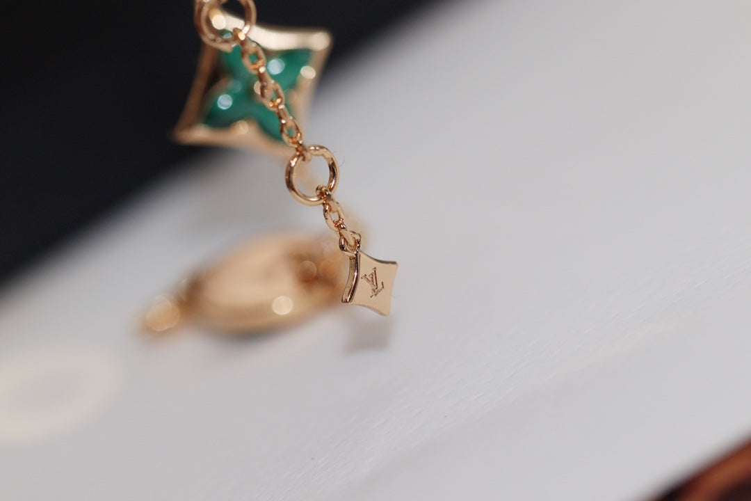 ˇGilded EraˇSTAR AND SUN 4 MOTIF PINK GOLD MALACHITE BRACELET