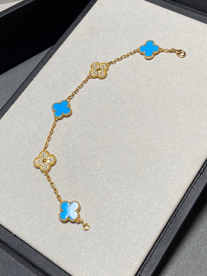 ˇGilded EraˇCLOVER 5 MOTIF BLUE CHALCEDONY DIAMOND GOLD BRACELET