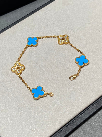 ˇGilded EraˇCLOVER 5 MOTIF BLUE CHALCEDONY DIAMOND GOLD BRACELET