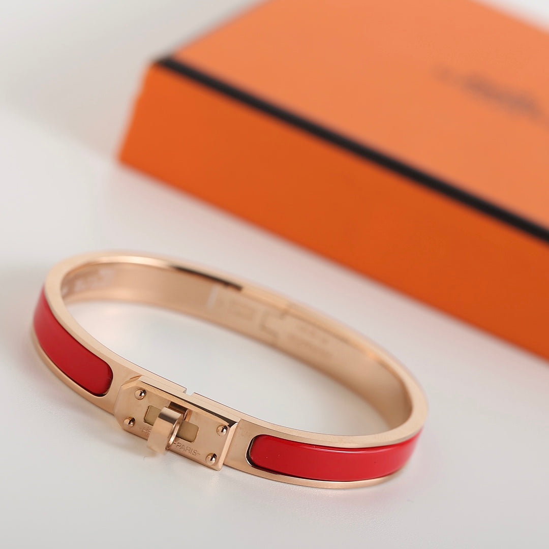 ˇGilded EraˇHM KELLY RED BRACELET