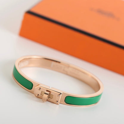 ˇGilded EraˇHM KELLY GREEN BRACELET