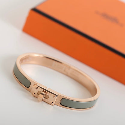 ˇGilded EraˇHM KELLY BLUE GREEN BRACELET