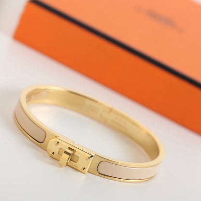 ˇGilded EraˇHM KELLY BEIGE BRACELET