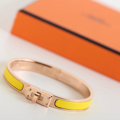 ˇGilded EraˇHM KELLY YELLOW BRACELET