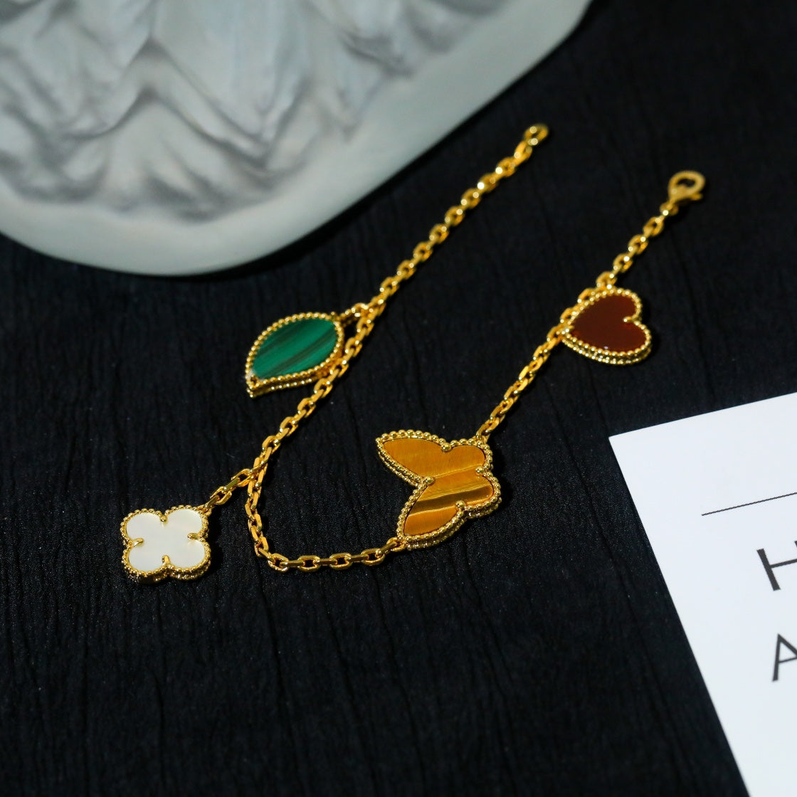 ˇGilded EraˇLUCKY SPRING 5 MOTIF GOLD BRACELET