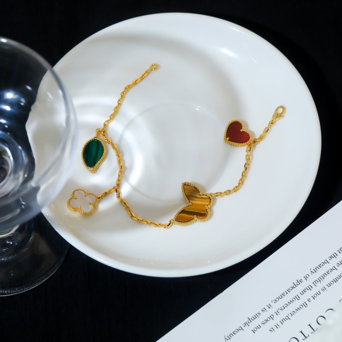 ˇGilded EraˇLUCKY SPRING 5 MOTIF GOLD BRACELET
