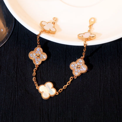 ˇGilded EraˇCLOVER BRACELET 5 MOTIF WHITE MOP DIAMOND