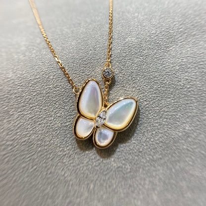 ˇGilded EraˇBUTTERFLY MOP DIAMOND NECKLACE