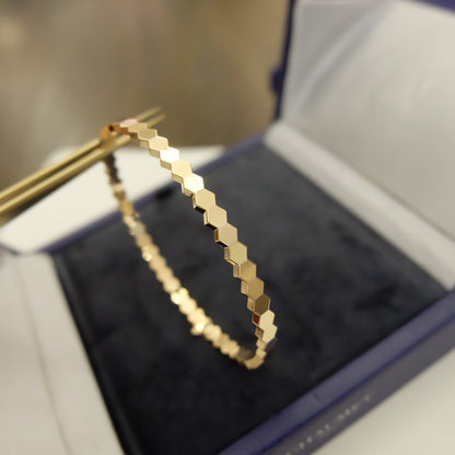 ˇGilded EraˇBEE LOVE BRACELET