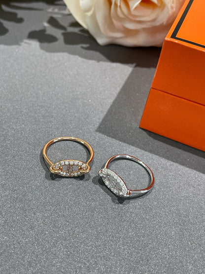 ˇGilded EraˇRONDE SMALL DIAMOND RING