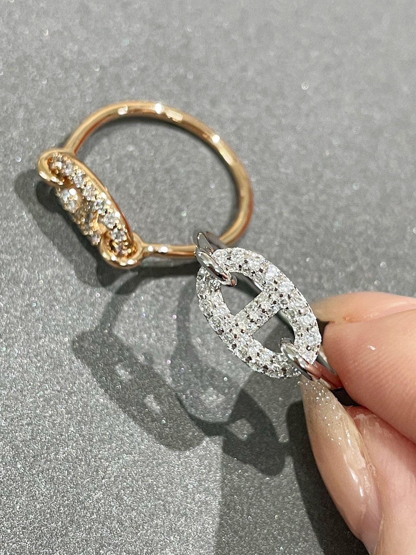 ˇGilded EraˇRONDE SMALL DIAMOND RING