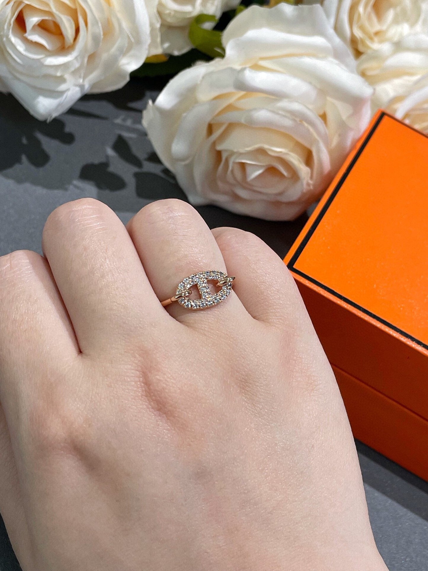 ˇGilded EraˇRONDE SMALL DIAMOND RING