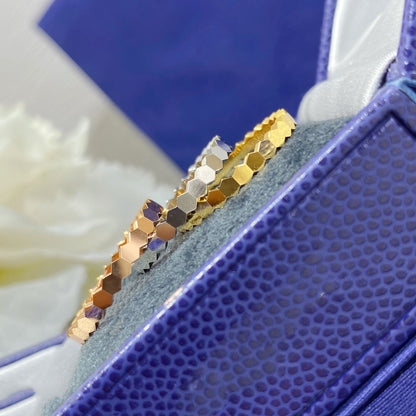 ˇGilded EraˇBEE LOVE SMALL RING