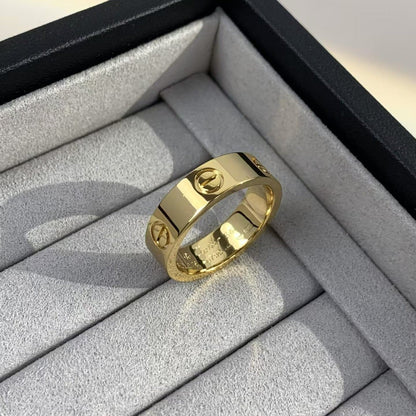 ˇGilded EraˇLOVE RING 5.5MM NO DIAMOND