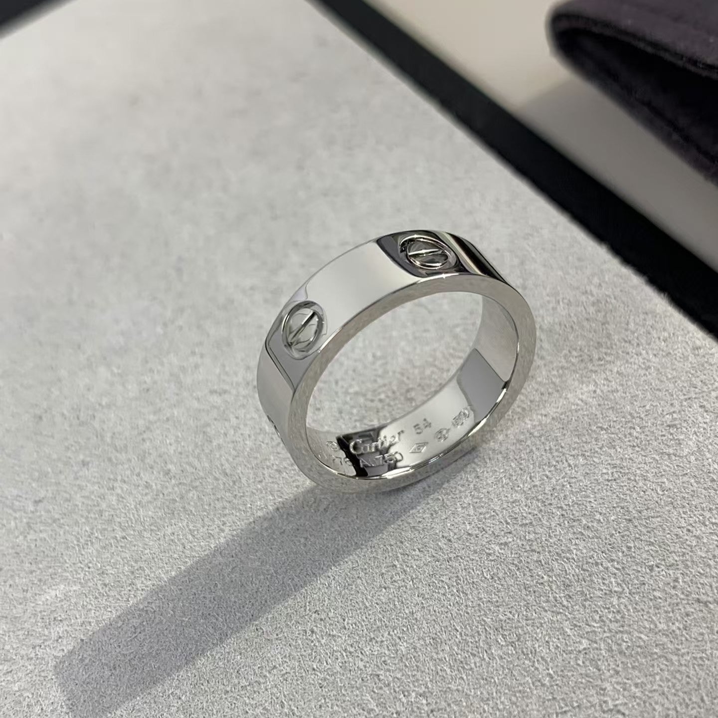 ˇGilded EraˇLOVE RING 5.5MM NO DIAMOND