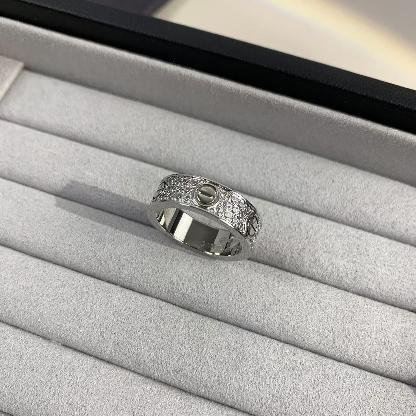 ˇGilded EraˇLOVE RING 5.5MM DIAMONDS PAVED
