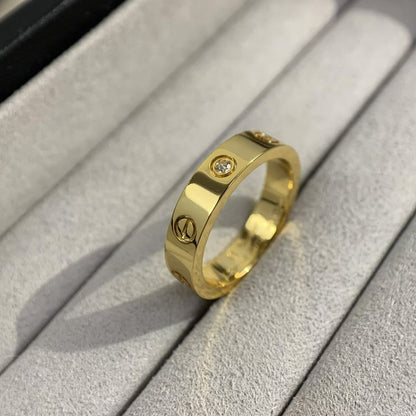 ˇGilded EraˇLOVE RING 4MM 1 DIAMOND GOLD