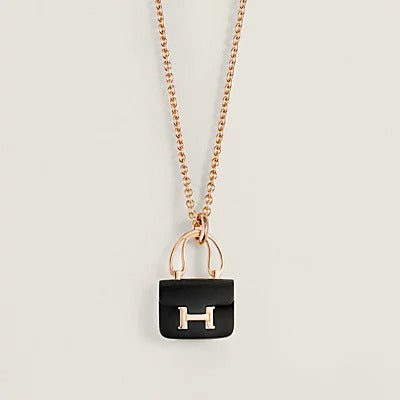 ˇGilded EraˇWOMEN'S HM AMULETTES CONSTANCE PENDANT NECKLACE
