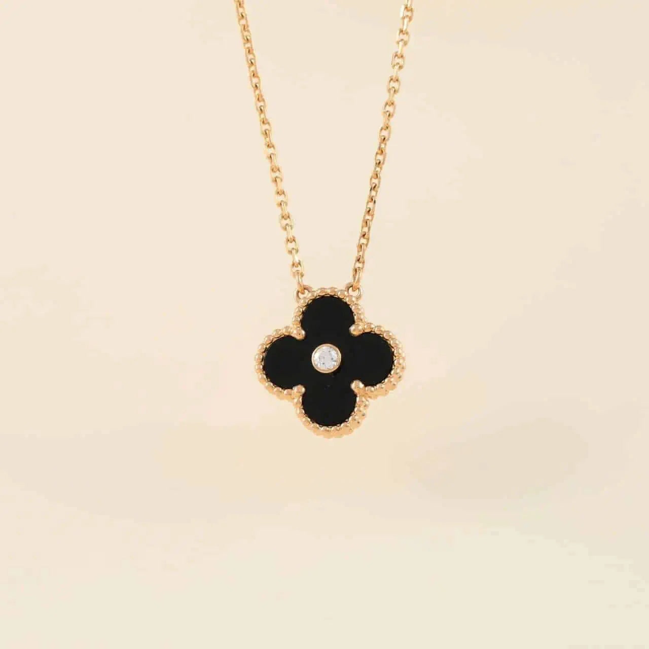 ˇGilded EraˇCLOVER 15MM DIAMOND ONYX NECKLACE