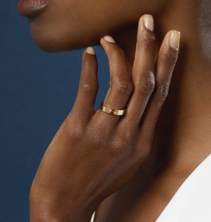 ˇGilded EraˇALLIANCE LIENS VIDENCE 4MM RING