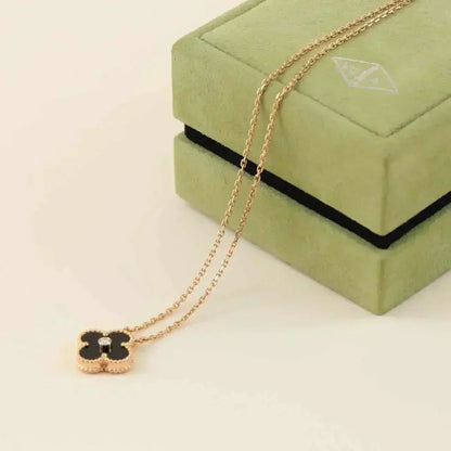 ˇGilded EraˇCLOVER 15MM DIAMOND ONYX NECKLACE