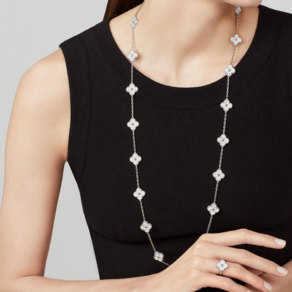 ˇGilded EraˇCLOVER 20 MOTIFS  LASER SILVER