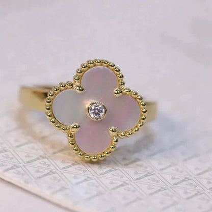 ˇGilded EraˇCLOVER PINK MOP RING GOLD DIAMOND