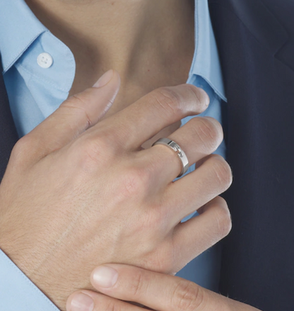 ˇGilded EraˇALLIANCE LIENS VIDENCE 4MM RING
