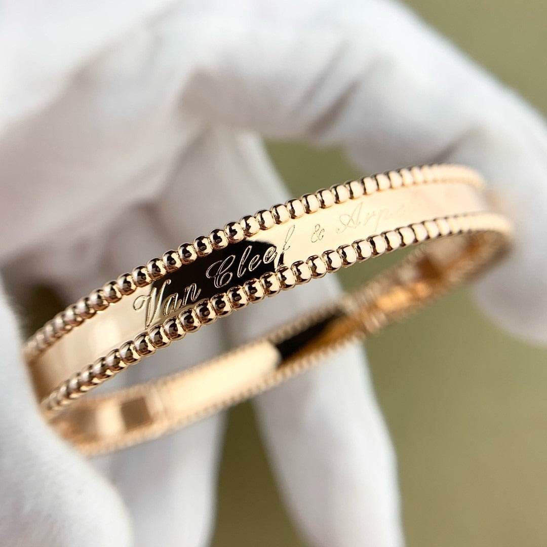 ˇGilded EraˇCLOVER BRACELET ENGRAVING SERIES