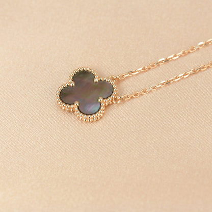 ˇGilded EraˇCLOVER 15MM  GRAY MOTHER OF PEARL NECKLACE