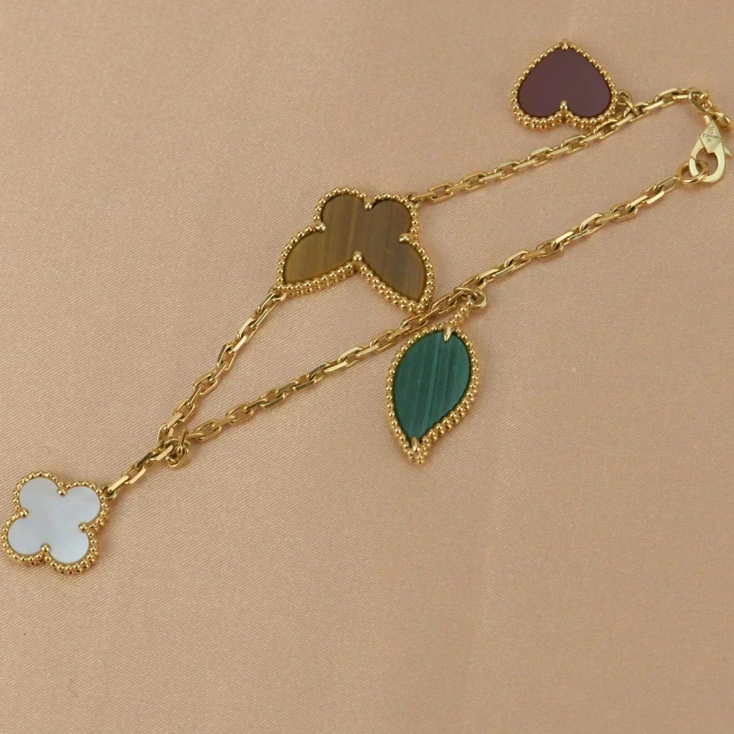 ˇGilded EraˇLUCKY SPRING 5 MOTIF GOLD BRACELET