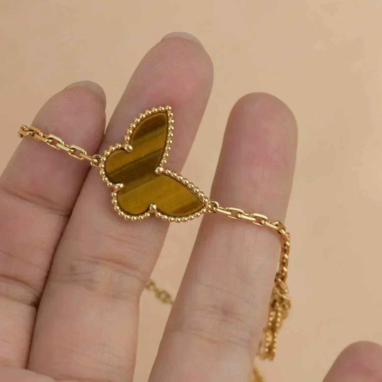 ˇGilded EraˇLUCKY SPRING 5 MOTIF GOLD BRACELET